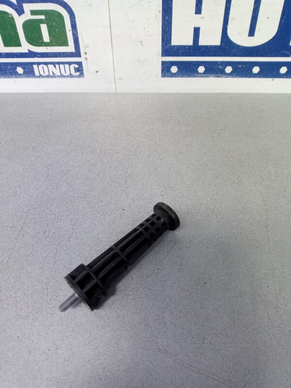 Clema fixare covoras 112493971R Renault Master 3  2010-2020