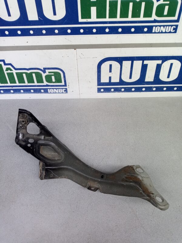 Suport aripa dreapta 4G0821136A Audi A6 4G (C7) 2011-2018