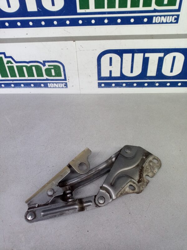 Balama capota dreapta 5M0823302 Volkswagen Golf 5 Plus 2004-2014