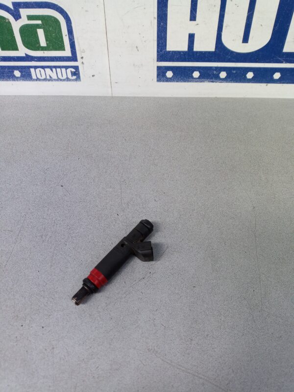 Injector 03D906031C 1.2 B Volkswagen Polo 9N 2001-2009 1.2 B