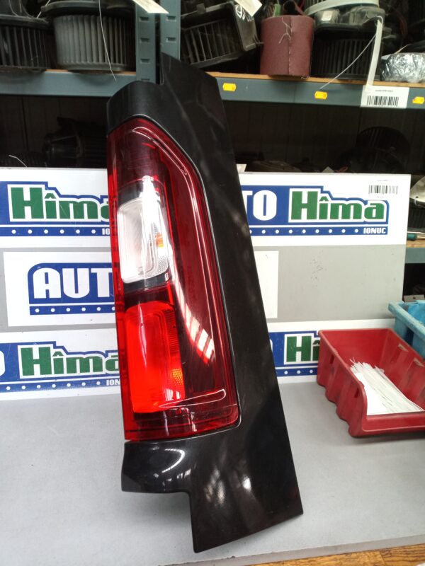 Stop dreapta 93450970 Renault Trafic 3  2014-2020