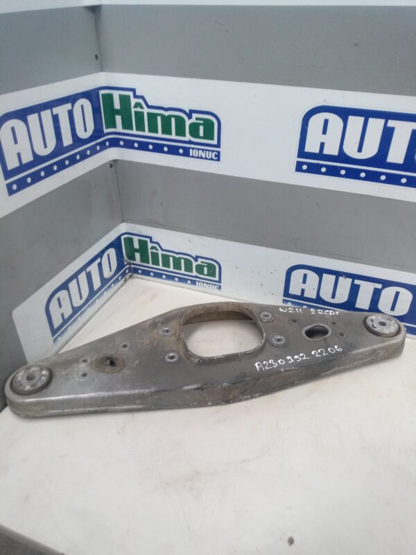 Jug/suport grup diferential spate A2303522206 / 2.2CDI Mercedes-Benz E-Class W211  2002-2009 2.2CDI