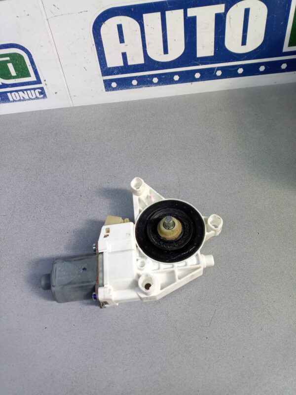 Motoras macara stanga spate A2518200108 Mercedes-Benz ML W164  2005-2012