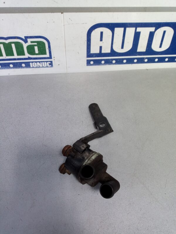 Pompa recirculare apa 5N0965561A Volkswagen Touran 1T3  2010-2015