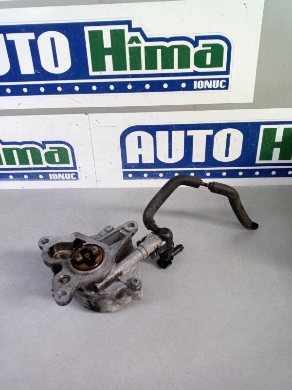 Pompa vacuum 8200934880 2.0 DCI Nissan Qashqai I (J10)  2006-2013