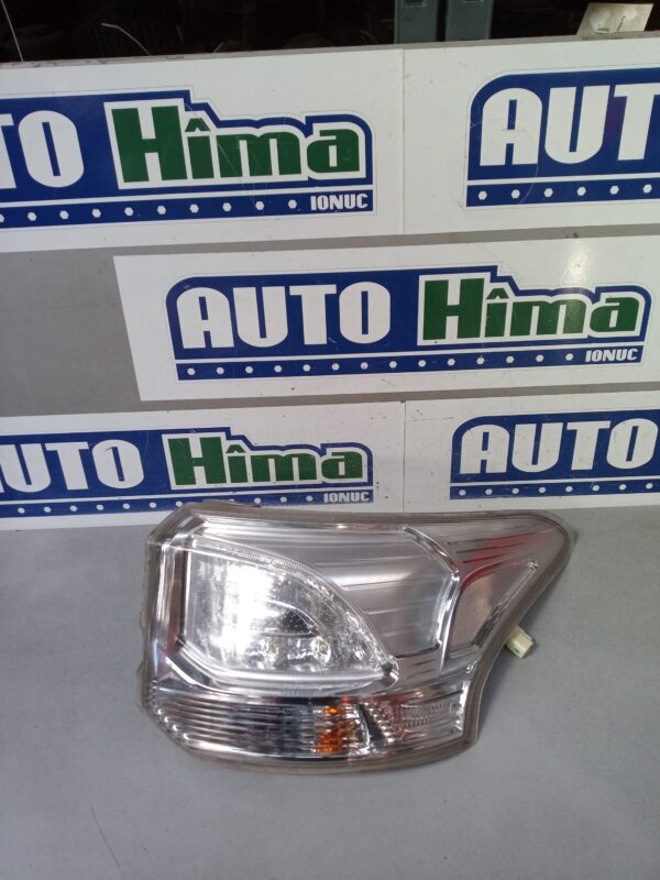 Stop dreapta cu LED 8330A790 (Crapat) Mitsubishi Outlander 3 (GF  GG  ZJ  ZL  ZK)  2012-2025