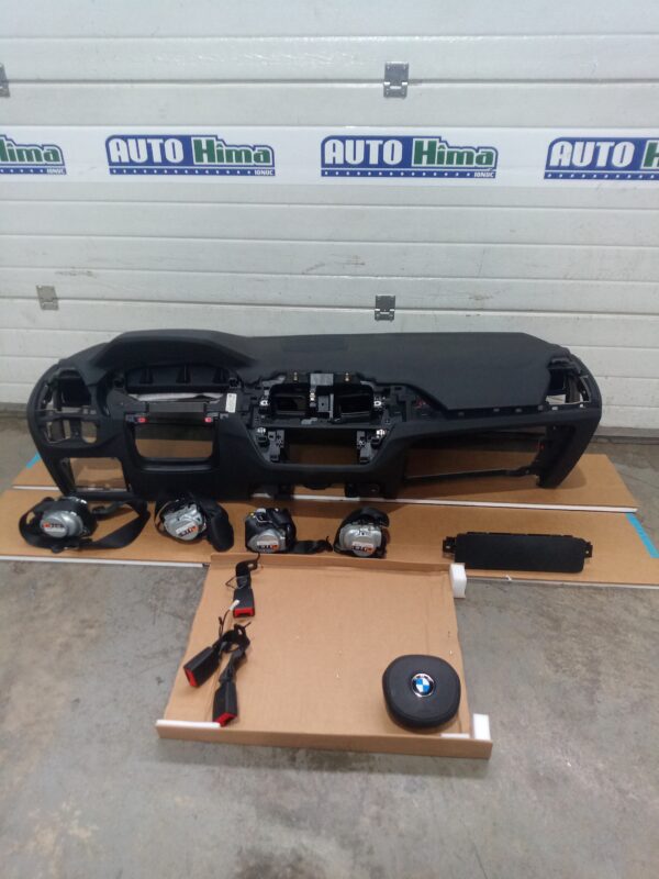 Plansa bord cu airbaguri-centuri  fara cod (volan stanga) BMW X4 (G02  F98)  2018-2026