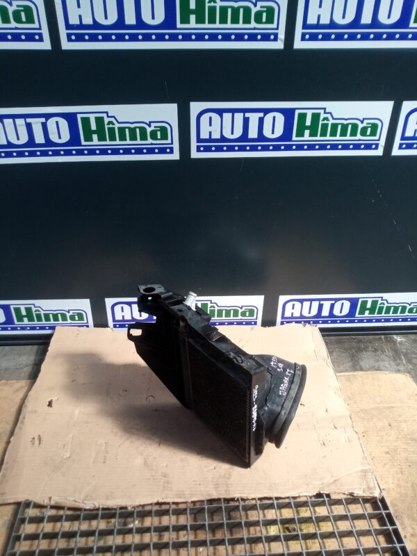 Radiator apa auxiliar dreapta AW93-8A107-AD / 9X23-8D048-AD / 3.0D Jaguar XF I (X250)  2008-2015