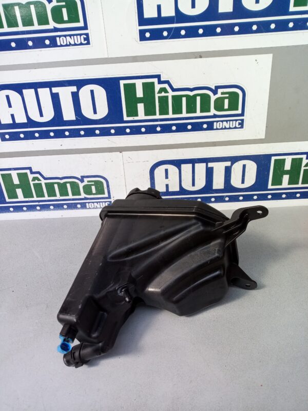 Vas expansiune 17137607482-02 BMW Seria 1 E88 Cabriolet  2007-2013