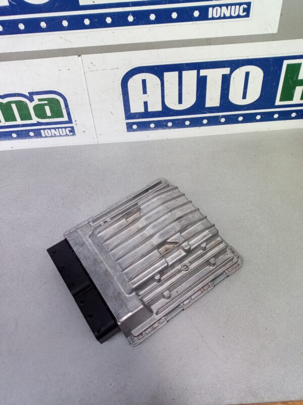 Calculator motor 7621178 5WK94901 2.0 B BMW Seria 1 E88 Cabriolet  2007-2013 2.0 B