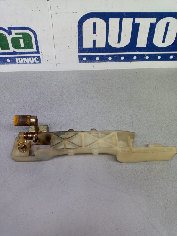 Maner usa stanga fata 836552E000 Hyundai Tucson MK1 (JM)  2004-2009