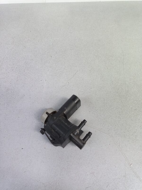 Supapa vacuum 7.02256.00.0 2.0 TDI Audi A4 B7  2004-2008