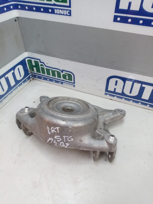 Flansa amortizor fata stanga-dreapta 8K0412384F (aluminiu) Audi A4 B8  2008-2016