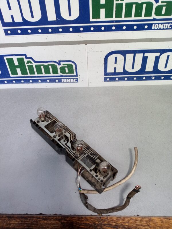 Soclu stop stanga sau dreapta 2D0945257 Volkswagen LT 2D  1996-2006