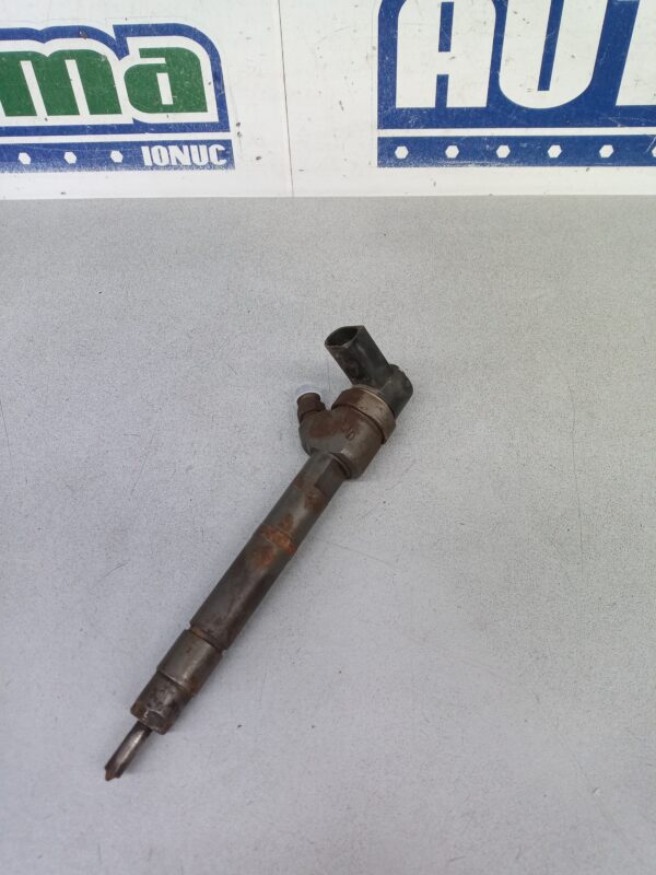 Injector A6110700987 0445110072 2.7 CDI Mercedes-Benz C-Class W203  2000-2007