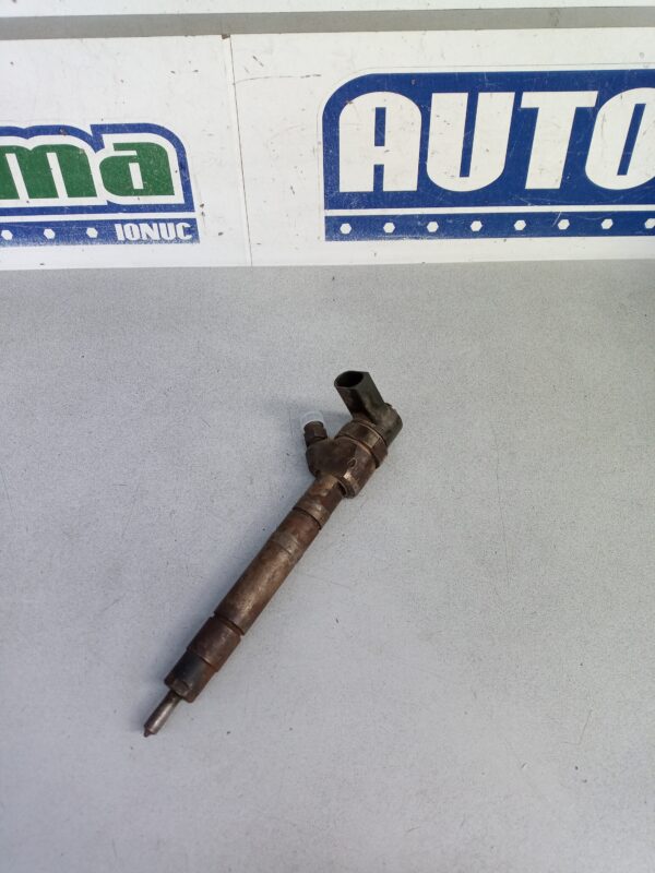 Injector A6130700687 0445110121 2.7 CDI Mercedes-Benz C-Class W203  2000-2007
