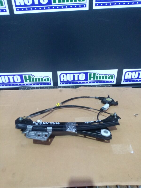 Macara  usa stanga electrica fara motoras A2077200146 Mercedes-Benz E-Class W207 coupe  2009-2016
