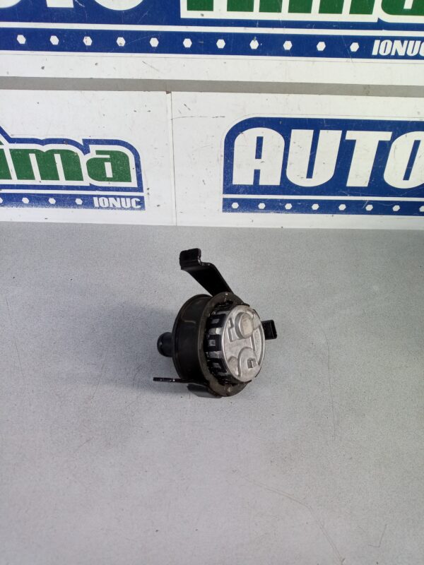 Pompa apa auxiliara 3Q0965567E Volkswagen Golf 8 (CD1)  2019-2022