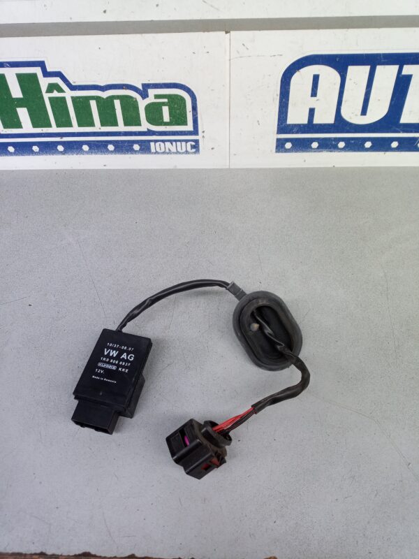 Releu pompa combustibil 1K0906093F 1.4 TSI Volkswagen Golf 6 Plus (AJ5) 2009-2013
